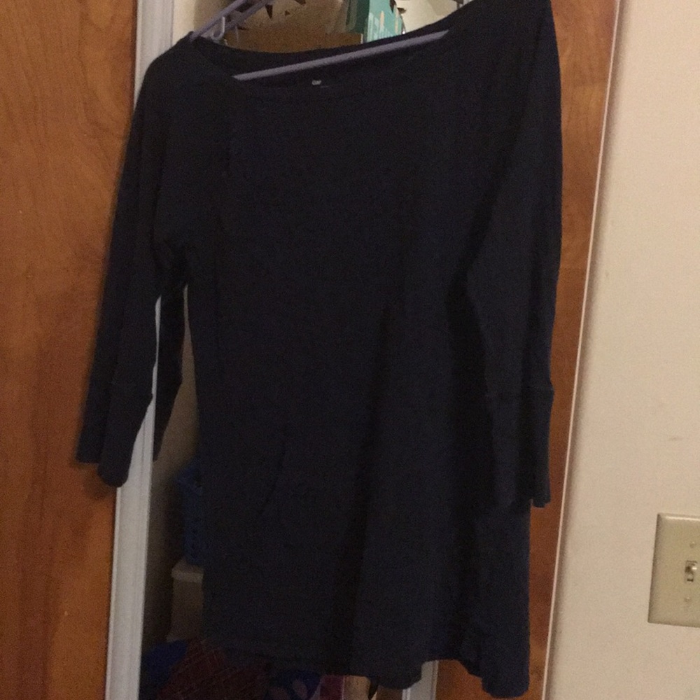 3/4 sleeved shirt